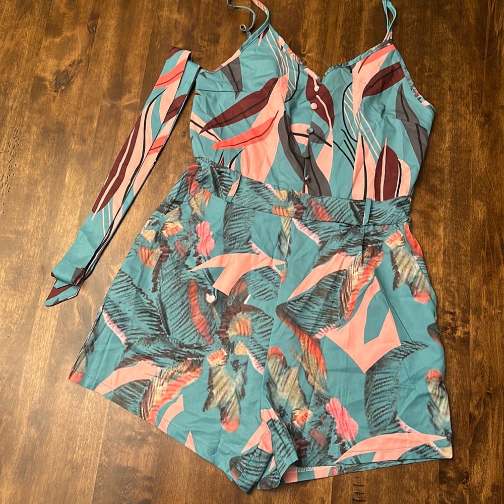 NWT Charlie Charlie Charlotte Multi Color Romper